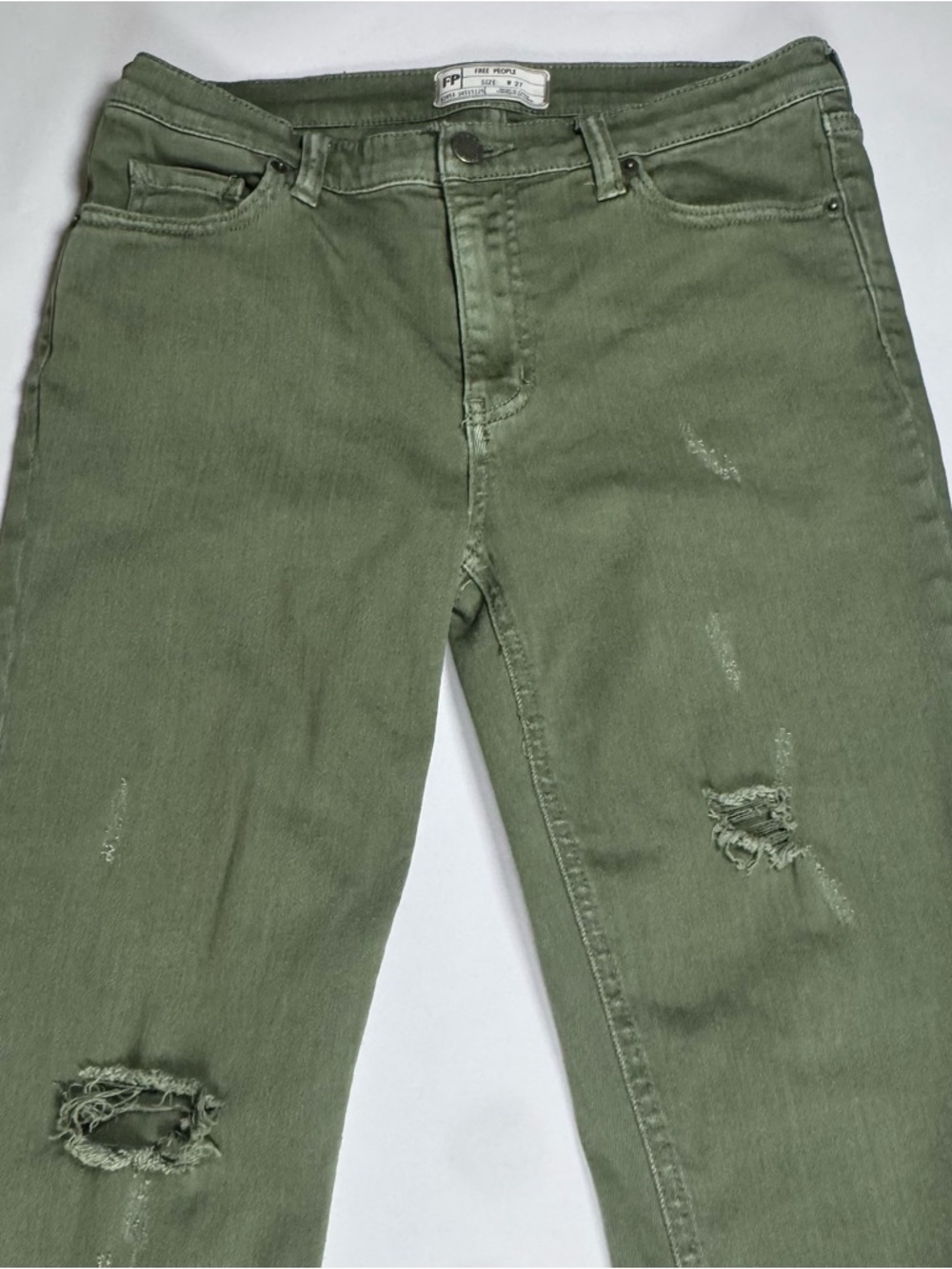 Free People Army Green Distressed Cropped Jeans Frayed Hem Size 27 - Picture 3 of 9